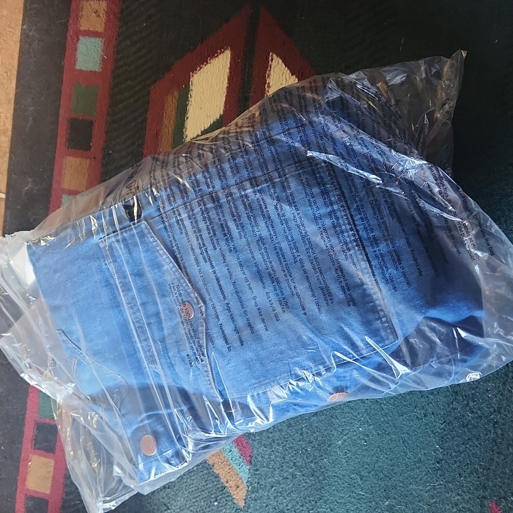 Women's Blue Jean Thick Jacket - Picture 4 of 6